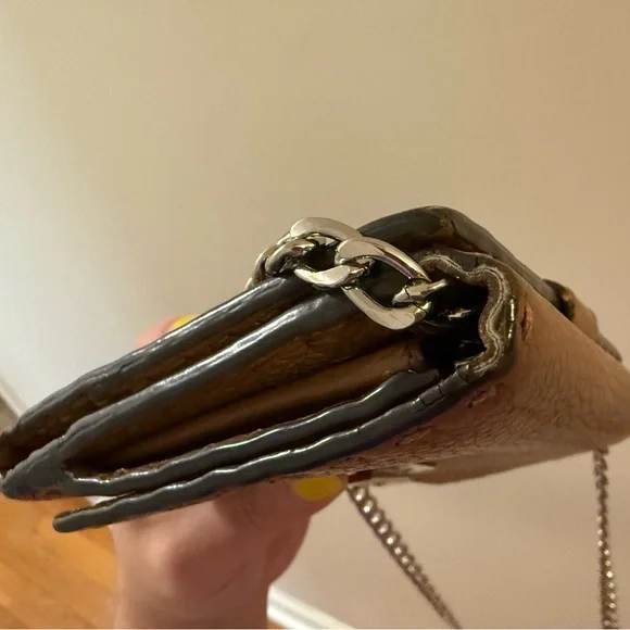 *Beautiful* Fendi - Selleria Peekaboo Long Wallet - Picture 11 of 13